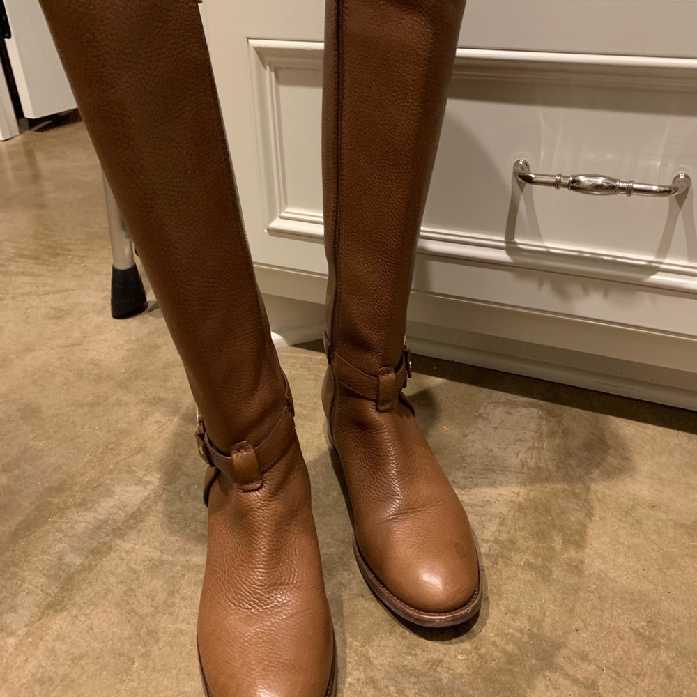 Tory Burch Boots